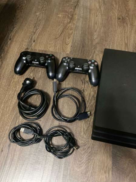 Sony PlayStation 4 в Краснодаре фото 3