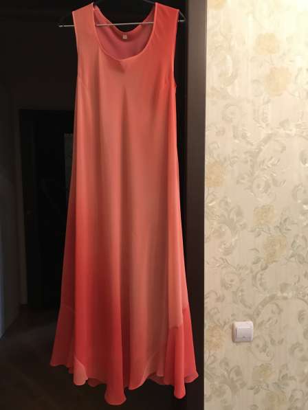 Платье р52-54 длинное в Армавире