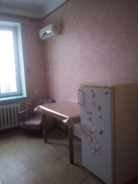 Сдам комнату в 3 -х комнатной квартире в Волгограде