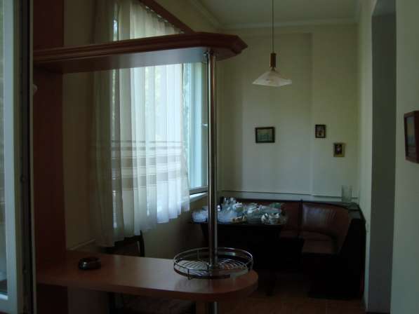 Квартира, 2 комнатная, Ереван, На пр. Комитаса в фото 3