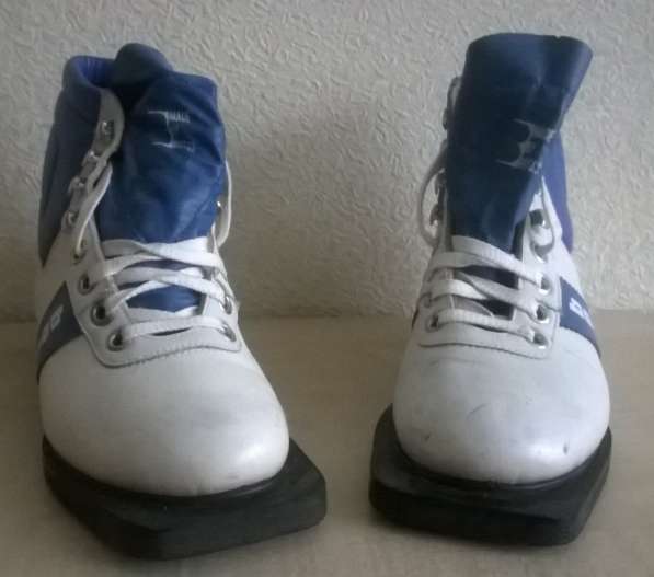 Ботинки лыжные Botas (б/у, размер 24,0)