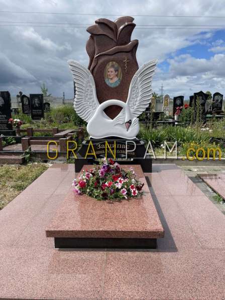 Памятники з граніту від GranPam в 