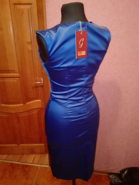 Платье атласное в Подольске фото 3