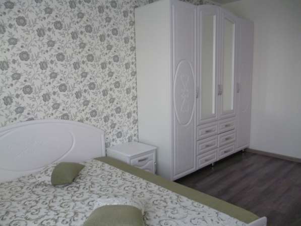 Сдаю 2-х комнатную квартиру в центре в Барнауле фото 3