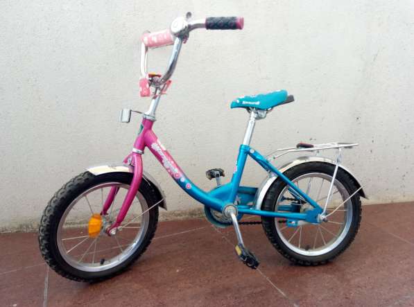 Продам детский велосипед (4-7 лет)
