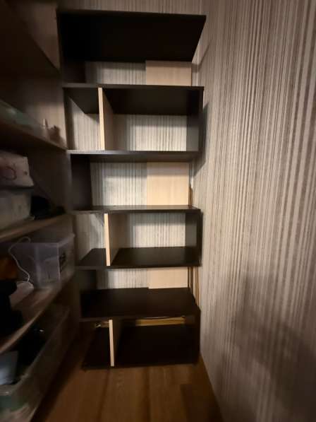 Стеллаж в хорошем состоянии