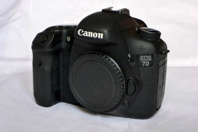 фотоаппарат Canon EOS 7D body