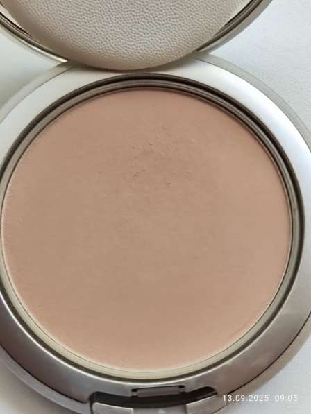 Пудра ARTDECO в фото 4