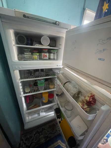 Продаю холодильник размер 145*60 в Новосибирске