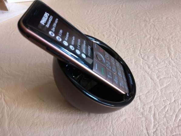 Новый Philips Xenium E331 Brown (полный комплект) в Москве фото 9