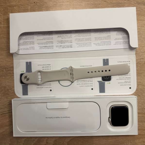 Apple Watch SE 40mm в Москве
