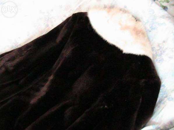 Шуба из морского котика с воротником из белой норки