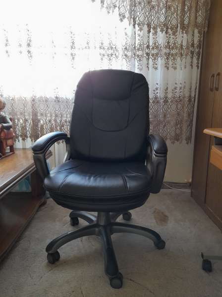 Продам Кресло Кожаное в Ачинске