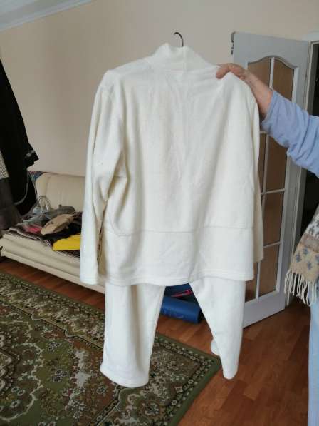 Костюм спортивный, женский в Москве