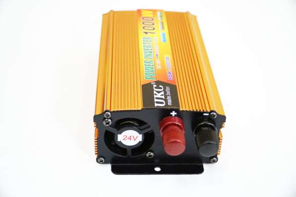 Инвертор UKC 1000W 24V Преобразователь тока AC/DC Gold в фото 3