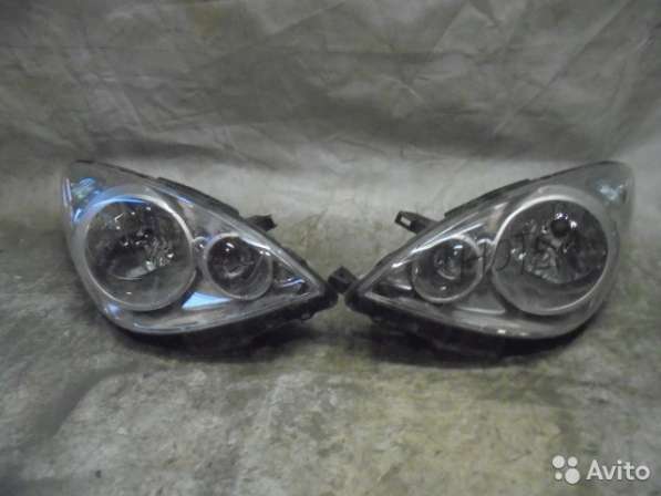 Фары комплект Nissan Note E11