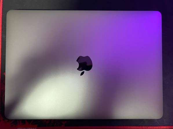 MacBook Pro 13 Touch Bar