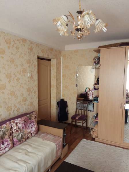 Продам 2-х комнатную квартиру по ул.50летия СССР в районе 15 в фото 13