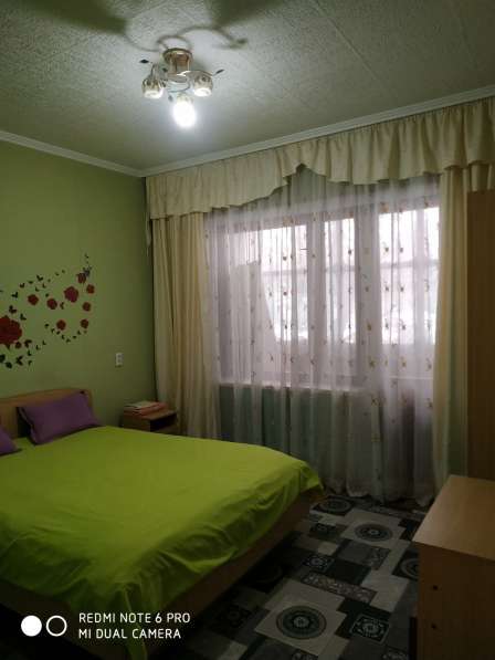 Уютная квартира в городе Каракол, спальный район в фото 5