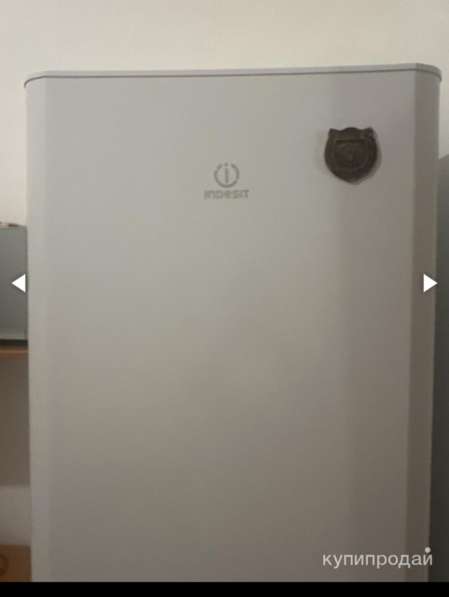 Холодильник INDESIT