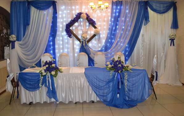 Оформление свадебного зала тканями, цветами, шарами в Пензе фото 7