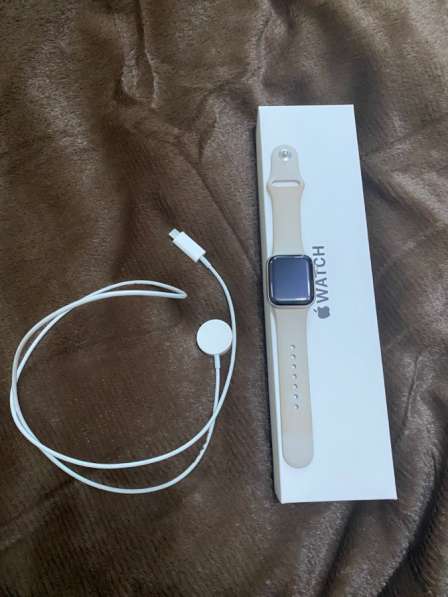 Apple Watch SE 40 mm в Сургуте