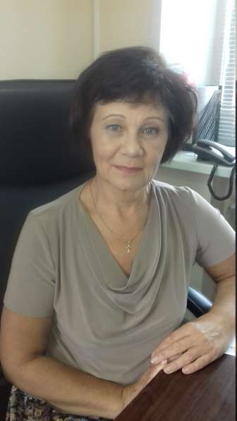 ELENA, 58 лет, хочет пообщаться в Владивостоке фото 3