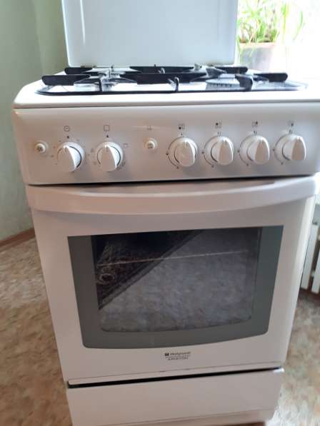 Продам комбинированную кухонную плиту ARISTON H5GG1C (W) В в фото 3
