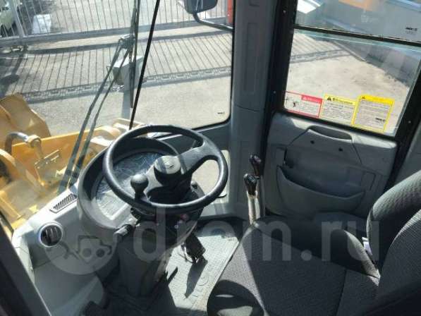 Фронтальный погрузчик XCMG LW500FN в Кемерове фото 8
