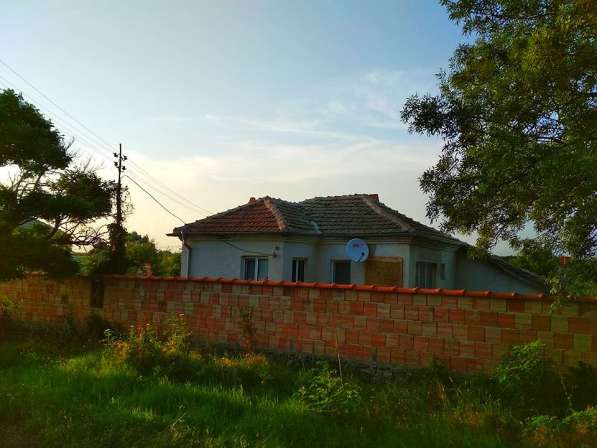 Продаётся 2 дома в Болгарии (40км от Бургаca), большой двор в фото 17