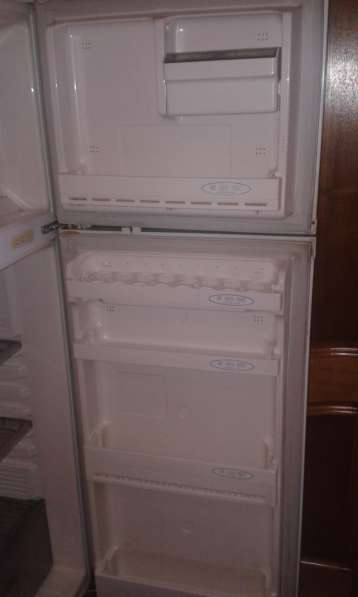 Продам холодильник в фото 3