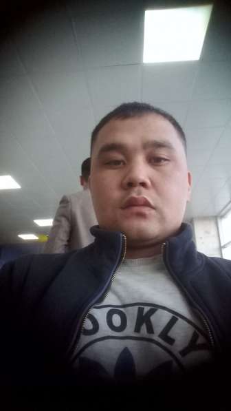 Мика, 28 лет, хочет пообщаться