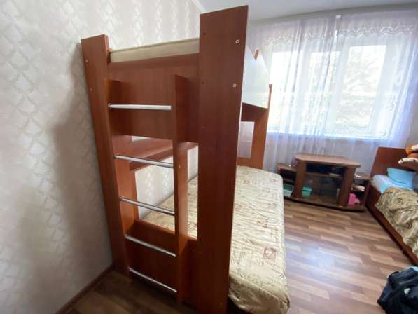 Двухъярусная кровать с диваном в Шахтах