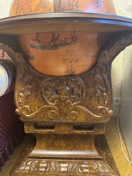 Глобус Италия в Москве фото 3