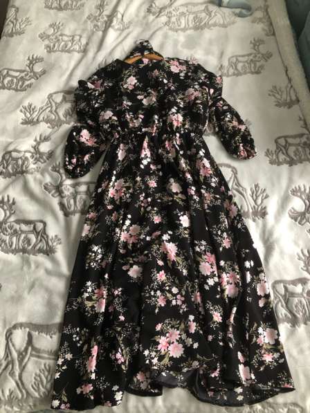 Платье женское с поясом