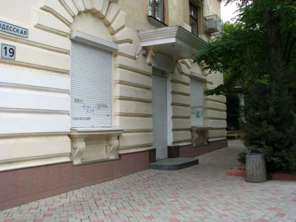 Сдается помещение в Центре 92кв. м. ул. Одесская 19, мебель в Севастополе фото 9
