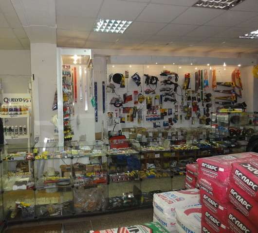 Продаётся действующий бизнес, магазин- по продаже строй мате в Магадане фото 8
