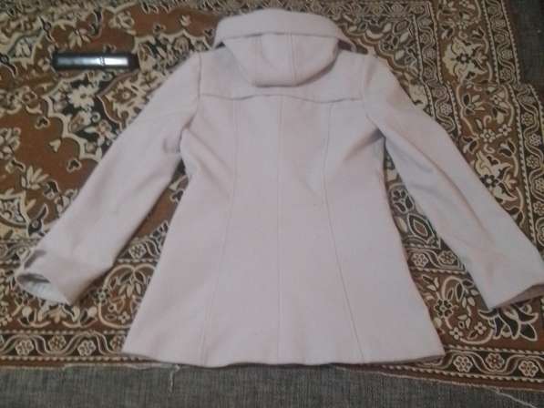 Продам пальто 42 размер в Красноярске фото 3