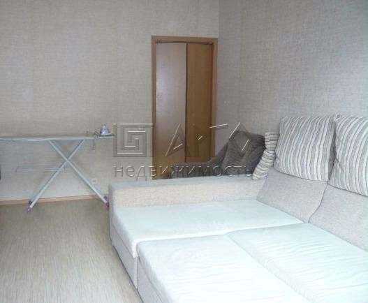 Сдам однокомнатную квартиру в Санкт-Петербурге. Жилая площадь 40 кв.м. Этаж 8.