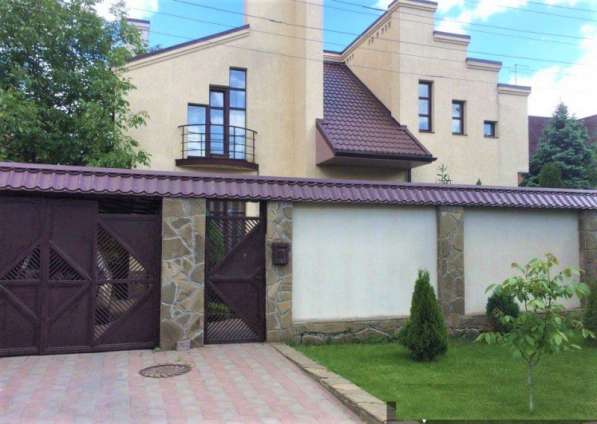 Продам дом в Ростов-на-Дону.Жилая площадь 295 кв.м.