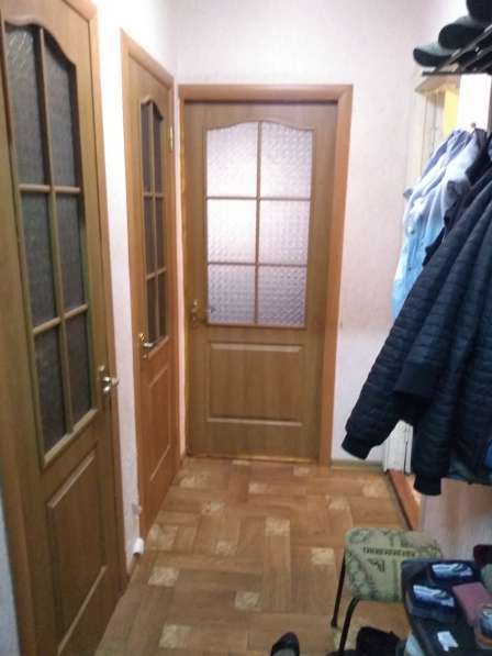 Продается двухкомнатная квартира частично с мебелью в фото 11