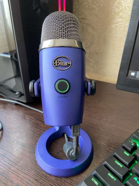 Микрофон blue yeti nano в Москве