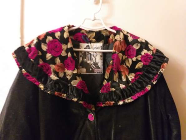 Куртка с цветным воротником, удлиненная, р.52-54, б. у в фото 4
