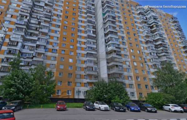 Продам двухкомнатную квартиру в Москве. Жилая площадь 53,70 кв.м. Этаж 3. Дом панельный. 