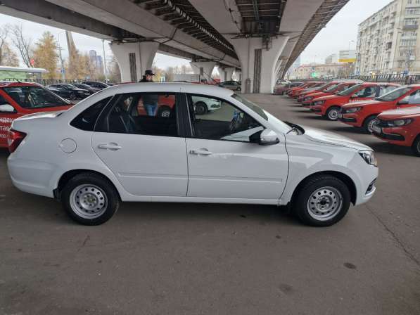 Аренда авто под доставку 2024 без пробега в Москве фото 3