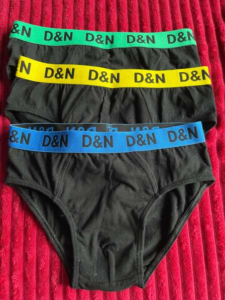 Продам новые : 158 рост