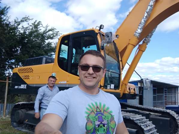 Аренда гусеничного экскаватора 1,5-2 куба в Воронеже фото 3