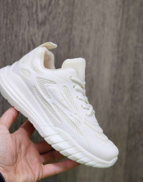 Кроссовки оптом и розница в Барнауле фото 4