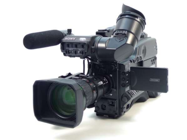 PRO видеокамеру Sony DSR-400PL DVCAM