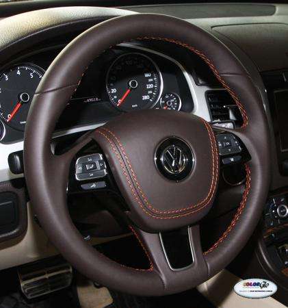 Перетяжка руля кожей в Москве фото 3